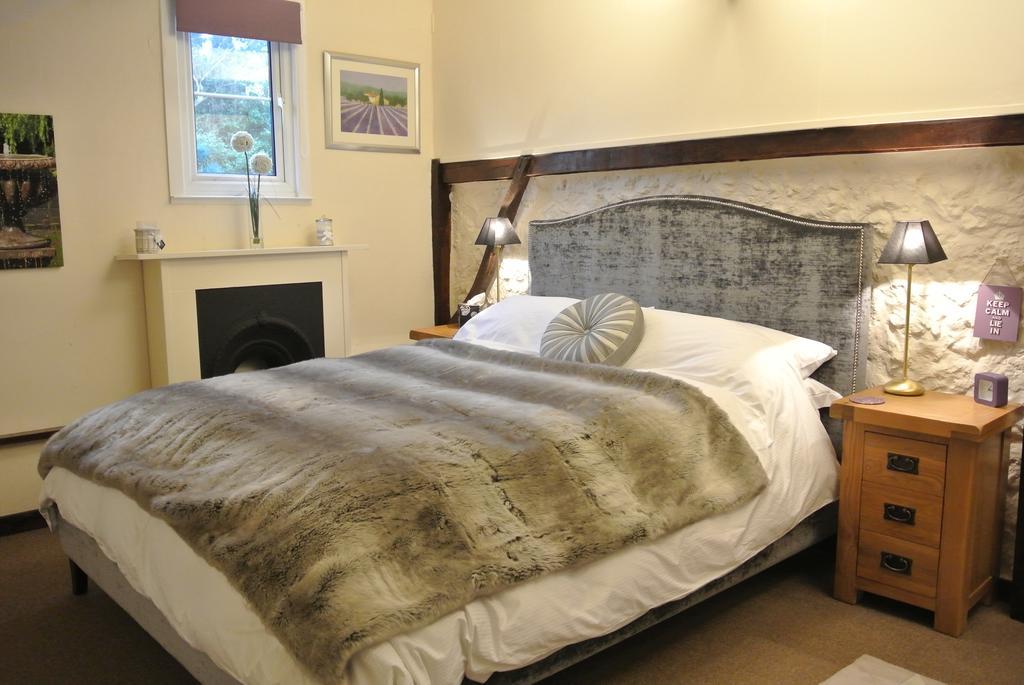 Frith Farm House Cottages Newnham  Kamer foto